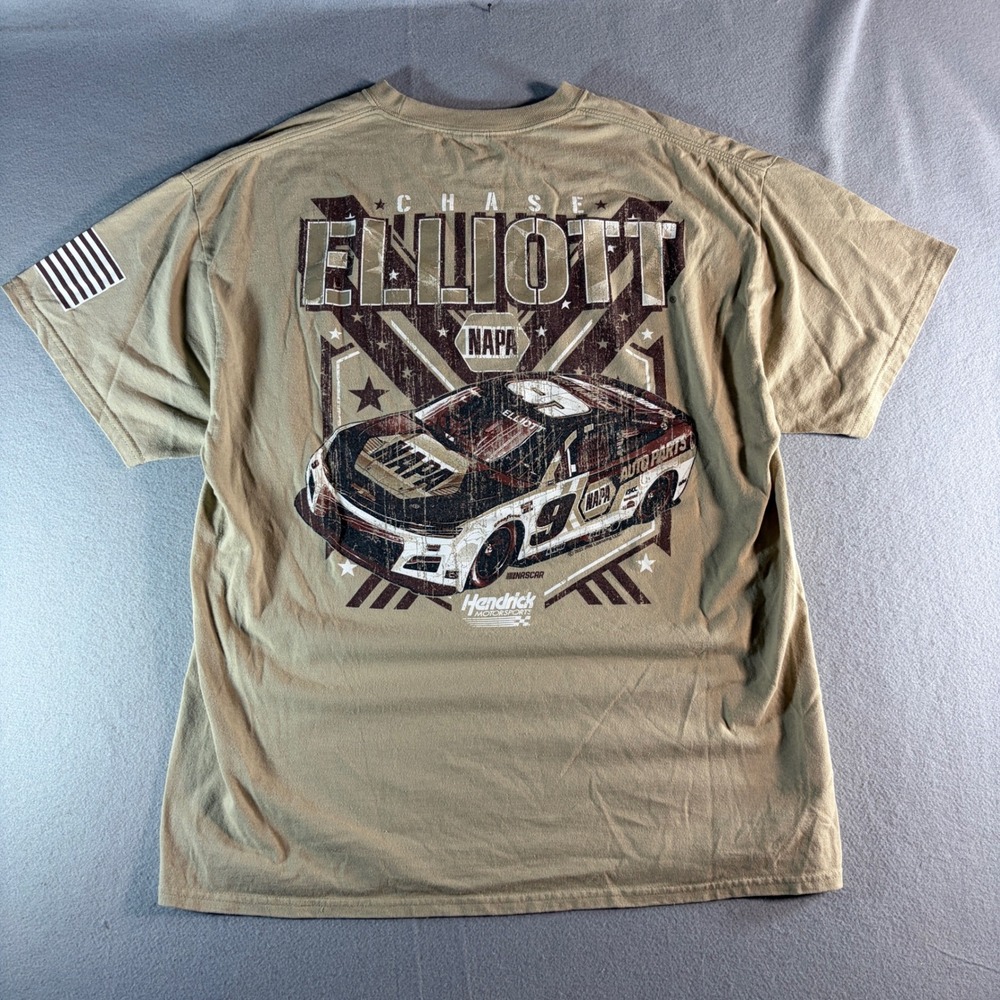 Chase Elliott NASCAR NAPA Racing T-Shirt Mens XL Tan Hendrick Motorsports 9 Car